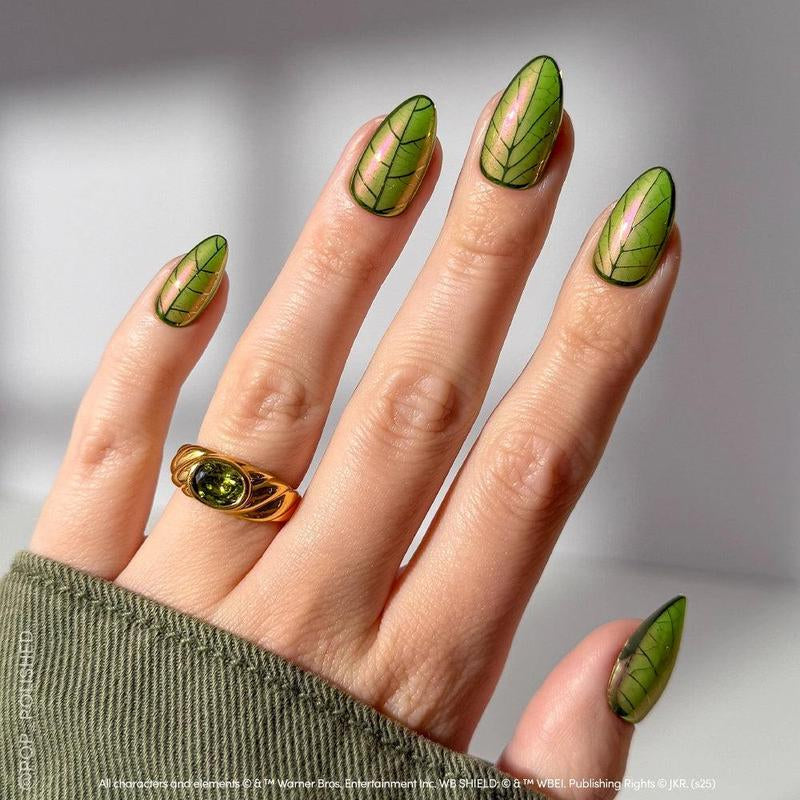 Glamnetic X Harry Potter™ Back to Hogwarts Press-On Nail Collection